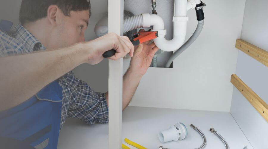 Professional water heater repair in Inglewood, CA
